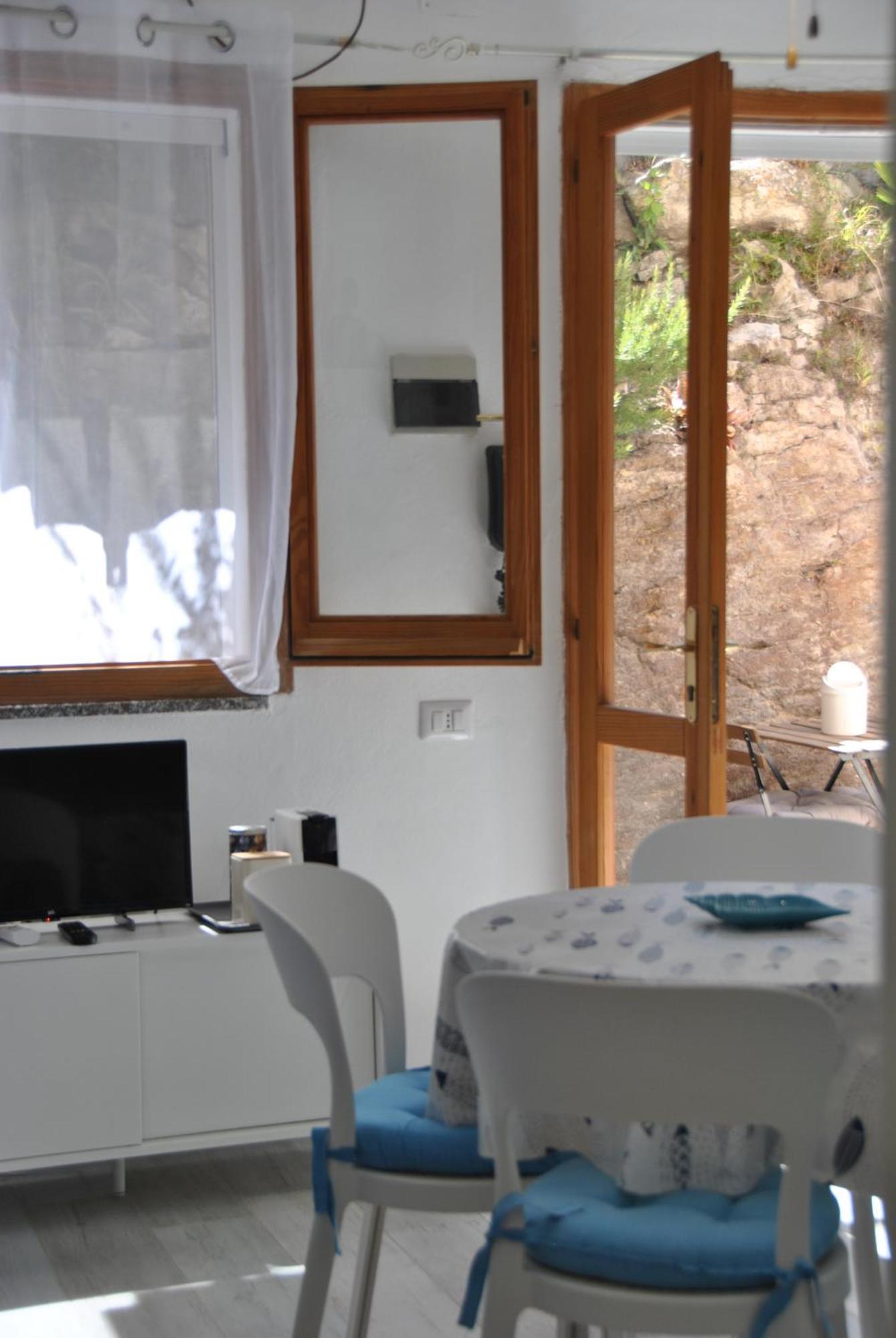 Casa Vacanze Casti - 41 Calasetta Dış mekan fotoğraf